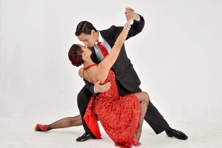 Descubre el ritmo y la pasión del tango americano