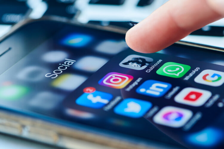 Cómo encontrar e incorporar cuentas inspiradoras en tus redes sociales