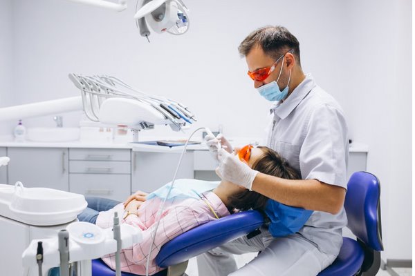 Tratamientos sanitarios modernos para cuidar de tu estética y tu salud en general