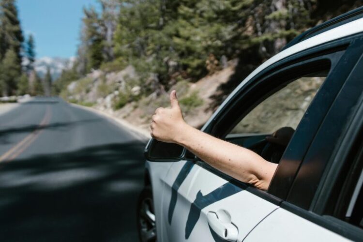 ¿Necesitas dinero en efectivo de inmediato y seguir conduciendo tu coche? ¡Cash4Car te ayuda!