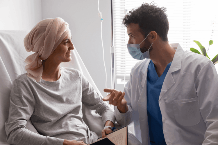 ¿Qué seguro contratar para protegerte contra el cáncer?